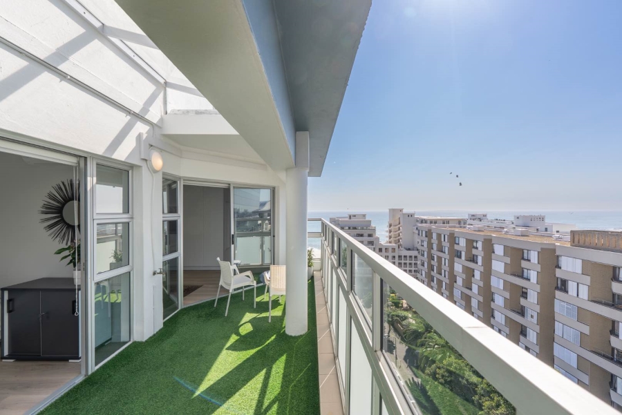 2 Bedroom Property for Sale in Sea Point Western Cape